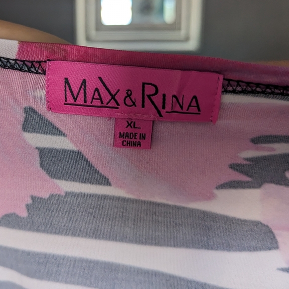 Max & Rina Zebra Print Top - Picture 2 of 8